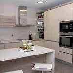 Beautiful Cozy Near Nazaré, Leiria&batalha